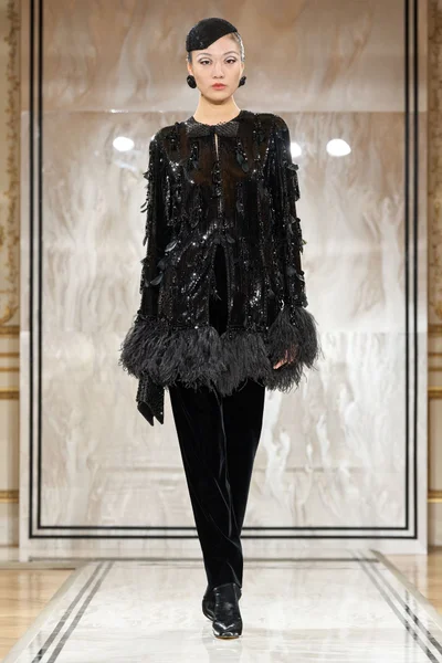 Look 30
